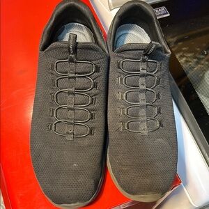 Size 12 Sketchers Black Slip-On Shoes